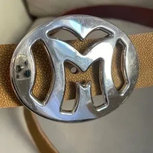 Custom | Accessories | M Silver Belt Buckle With Stingray  display picture 3
